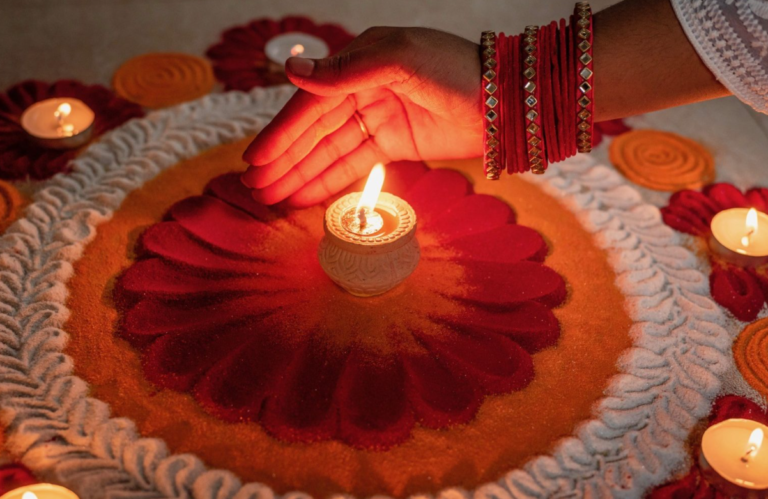 Greetu offers Diwali greeting card free with no signup required.